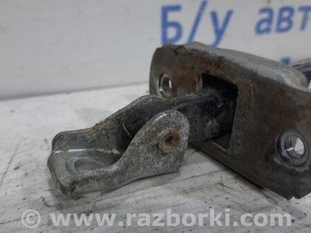 ФОТО Ограничитель двери задний правый для Mitsubishi L200 (06-14) Киев