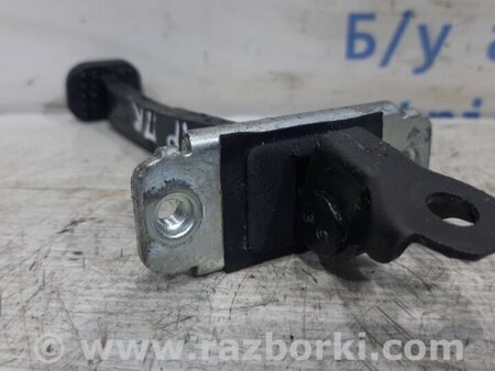 ФОТО Ограничитель двери передний правый для Chevrolet Captiva Киев