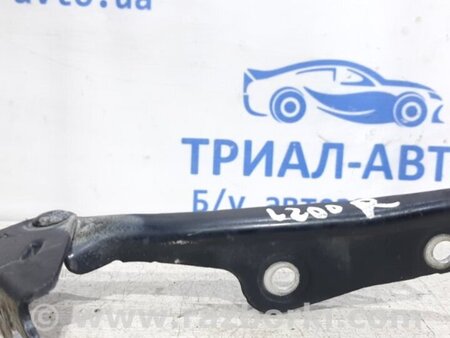 ФОТО Петля капота правая для Mitsubishi L200 (06-14) Киев