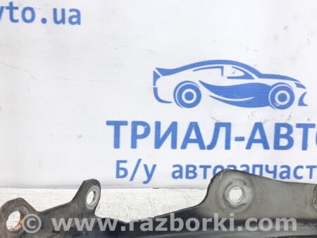 ФОТО Петля капота правая для Mitsubishi L200 (06-14) Киев