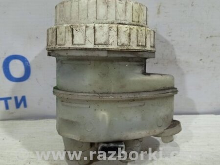 ФОТО Бачок главного тормозного цилиндра для Mitsubishi L200 (06-14) Киев