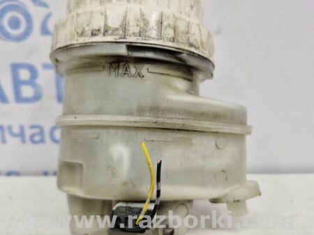 ФОТО Бачок главного тормозного цилиндра для Mitsubishi L200 (06-14) Киев