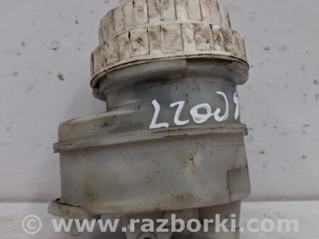 ФОТО Бачок главного тормозного цилиндра для Mitsubishi L200 (06-14) Киев