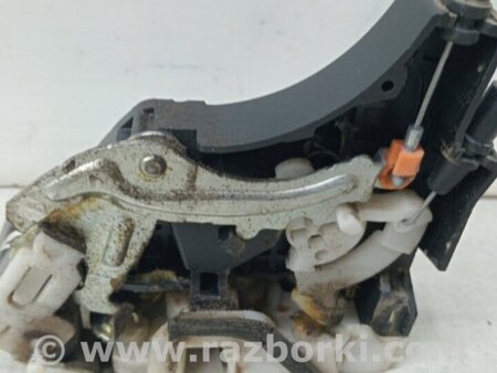 ФОТО Замок двери задний правый для Mitsubishi L200 (06-14) Киев