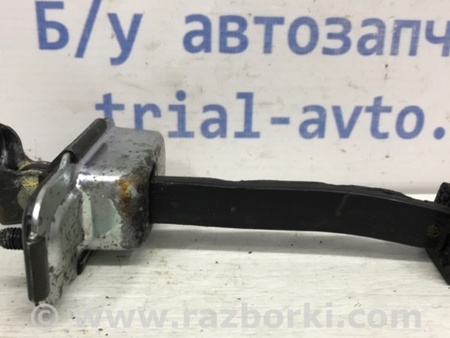 ФОТО Ограничитель двери передний правый для KIA Ceed Киев