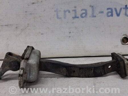 ФОТО Ограничитель двери задний правый для KIA Ceed Киев