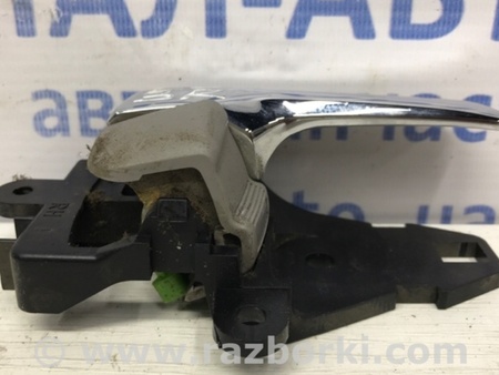 ФОТО Ручка двери внутренняя правая для Mitsubishi L200 (06-14) Киев