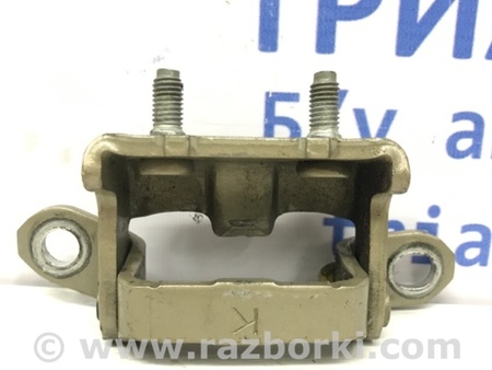 ФОТО Петля двери задней левой для Nissan Qashqai (07-14) Київ