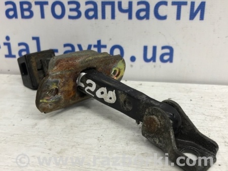 ФОТО Ограничитель двери задний левый для Mitsubishi L200 (06-14) Киев