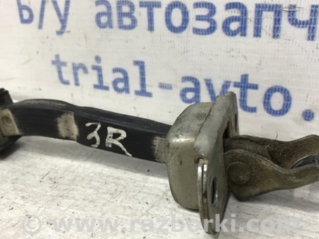 ФОТО Ограничитель двери задний правый для Mitsubishi L200 (06-14) Киев