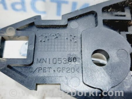 ФОТО Ручка двери внутренняя правая для Mitsubishi L200 (06-14) Киев