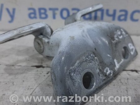 ФОТО Петля двери задней левой верхняя для KIA Ceed Киев