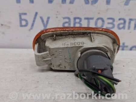 ФОТО Повторитель поворотника для Mitsubishi L200 (06-14) Киев