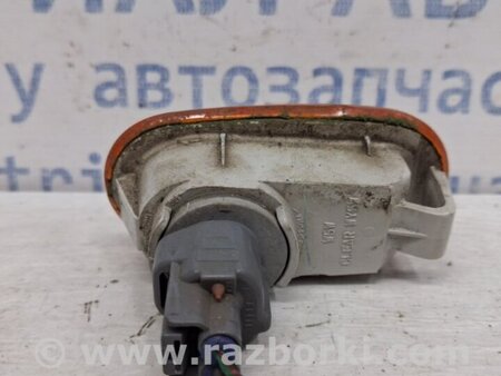 ФОТО Повторитель поворотника для Mitsubishi L200 (06-14) Киев
