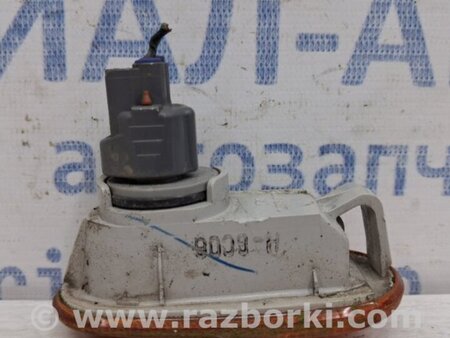 ФОТО Повторитель поворотника для Mitsubishi L200 (06-14) Киев