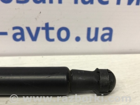 ФОТО Амортизатор крышки багажника для Nissan Qashqai (07-14) Киев