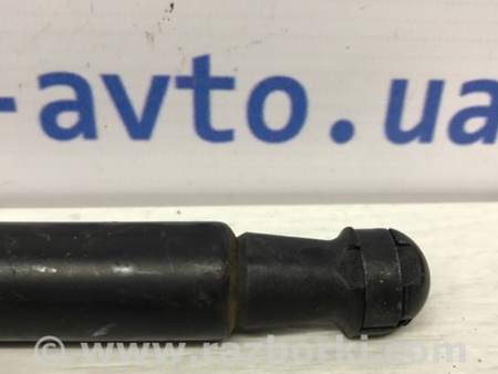 ФОТО Амортизатор крышки багажника для Nissan Qashqai (07-14) Киев