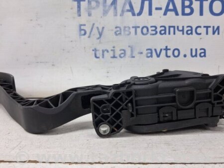 ФОТО Педаль газа для Dacia Duster Киев