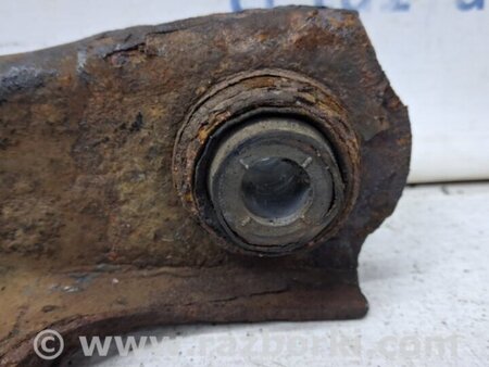 ФОТО Рычаг правый для Dacia Duster Киев