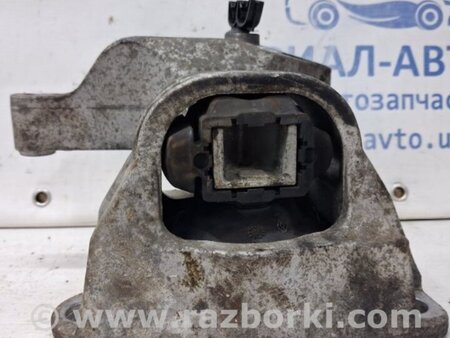 ФОТО Подушка ДВС правая для Dacia Duster Киев