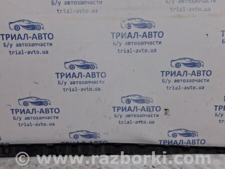 ФОТО Накладка порога внешняя правая для Dacia Duster Киев