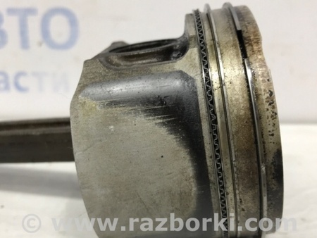 ФОТО Поршень с шатуном для Nissan Juke (10-19) Киев