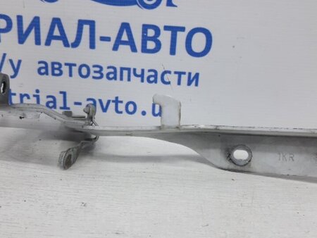 ФОТО Петля капота правая для Nissan Juke (10-19) Киев