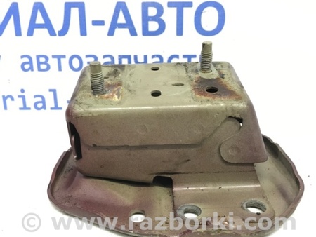 ФОТО Кронштейн усилителя заднего бампера для Nissan Juke (10-19) Киев