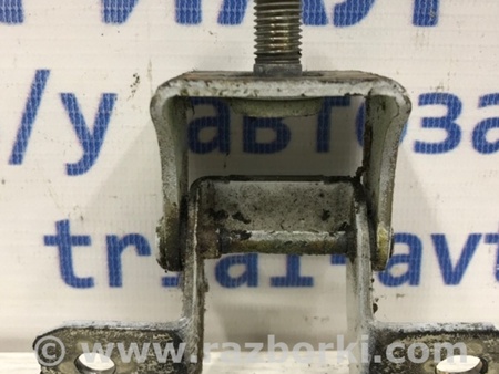 ФОТО Петля крышки багажника для Nissan Juke (10-19) Київ