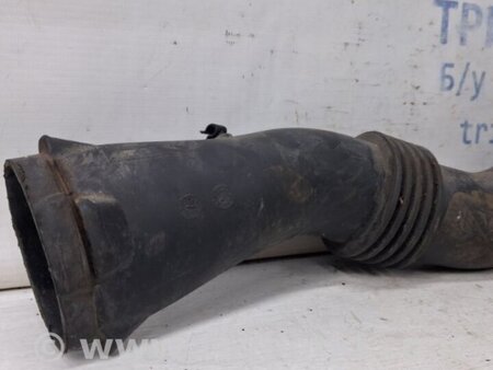 ФОТО Воздуховод для Dacia Duster Киев