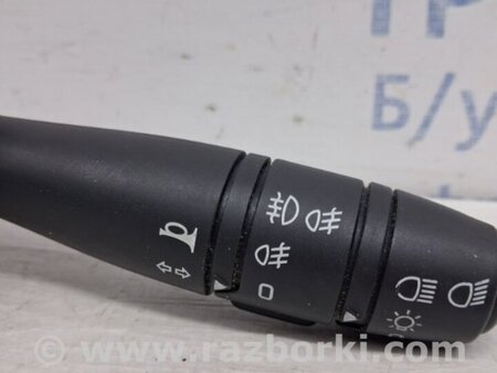 ФОТО Переключатель подрулевой правый(дворники) для Dacia Duster Киев