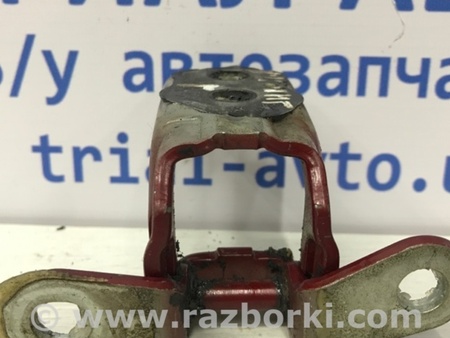 ФОТО Петля двери передней правой для Nissan Juke (10-19) Киев