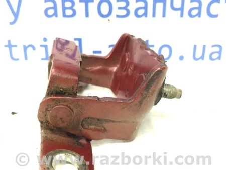 ФОТО Петля двери задней правой для Nissan Juke (10-19) Киев