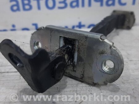 ФОТО Ограничитель двери задний для Nissan Juke (10-19) Киев