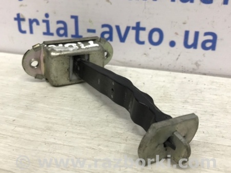 ФОТО Ограничитель двери передний правый для Nissan Juke (10-19) Київ