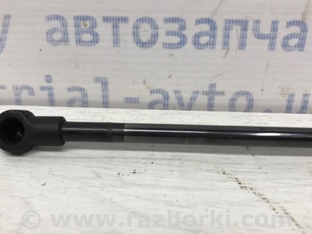 ФОТО Амортизатор крышки багажника для Nissan Juke (10-19) Киев