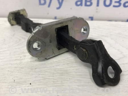 ФОТО Ограничитель двери передний правый для Nissan Juke (10-19) Киев