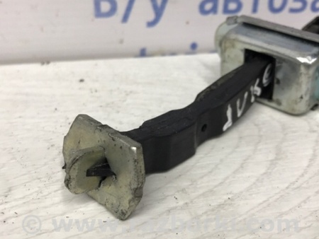 ФОТО Ограничитель двери передний правый для Nissan Juke (10-19) Киев