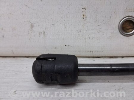 ФОТО Амортизатор крышки багажника для Dacia Duster Киев