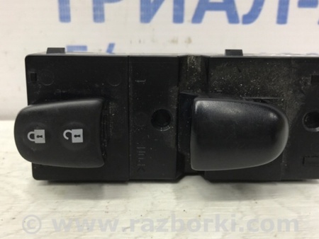 ФОТО Кнопка стеклоподъемника для Nissan Juke (10-19) Київ