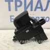 Кнопка стеклоподъемника Nissan Juke (10-19)