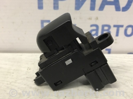 ФОТО Кнопка стеклоподъемника для Nissan Juke (10-19) Киев