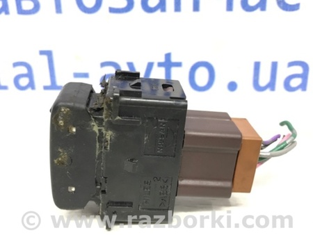 ФОТО Кнопка подогрева для Nissan Juke (10-19) Киев