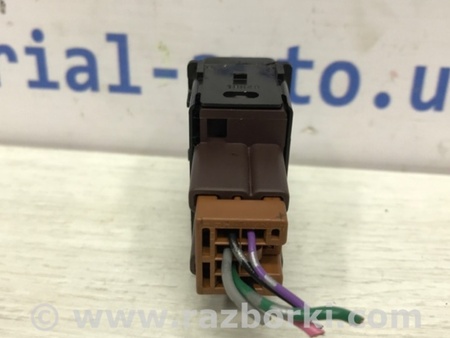 ФОТО Кнопка подогрева для Nissan Juke (10-19) Киев