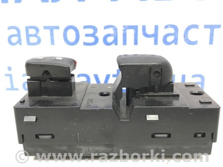 ФОТО Кнопка стеклоподъемника для Nissan Juke (10-19) Киев