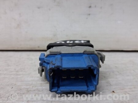 ФОТО Кнопка стеклоподъемника для Dacia Duster Киев