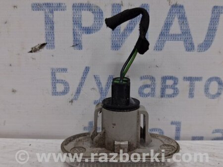 ФОТО Повторитель поворотника для Dacia Duster Киев