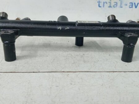 ФОТО Топливная рампа для Ford Kuga 2 Киев