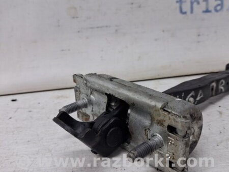 ФОТО Ограничитель двери передний правый для Ford Kuga 2 Киев