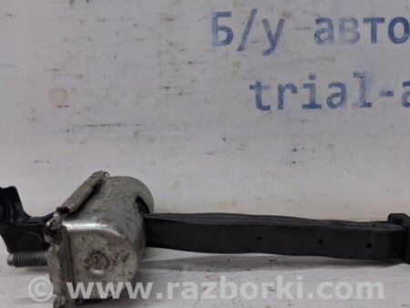 ФОТО Ограничитель двери передний левый для Ford Kuga 2 Киев